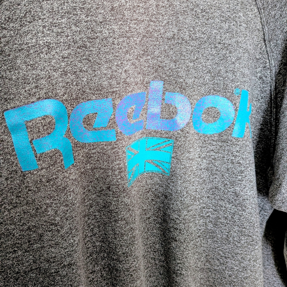 Vintage Reebok Crewneck Sweatshirt – Made in Canada – Grey - Picture 3 of 5